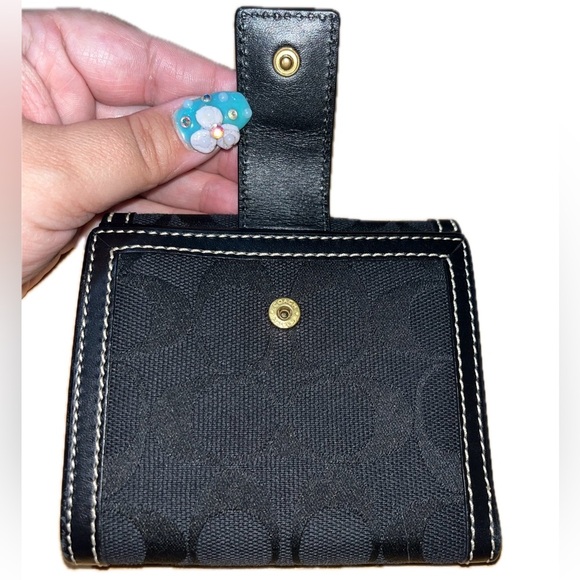 Coach Black Signature Wallet - Picture 8 of 16